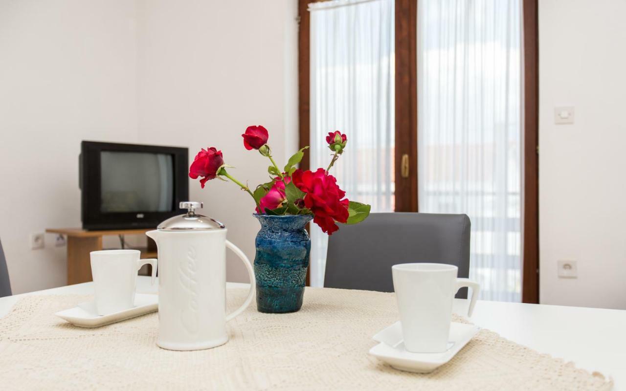 Apartman Broznic Šilo Extérieur photo